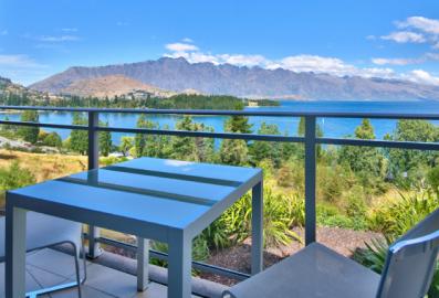 Scenic View Upper Floor Terrace Highview Apartments Queenstown